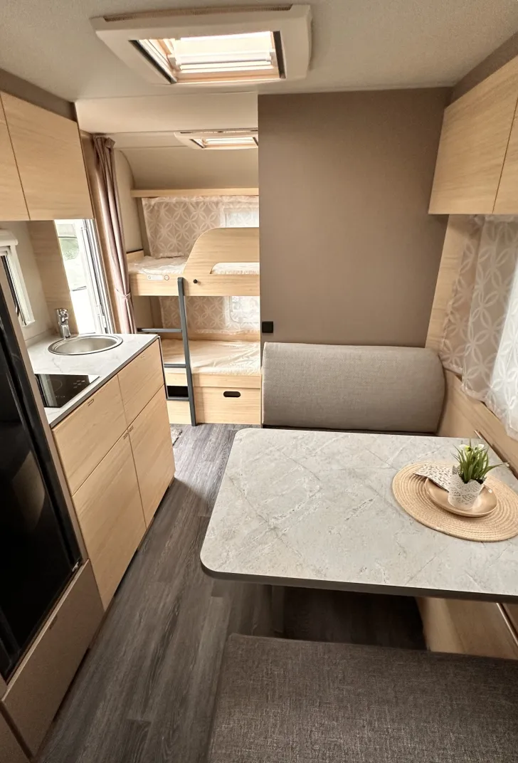 Fahrzeugbild Weinsberg CaraCito 470 QDK Steckdosen PLUS Paket #7