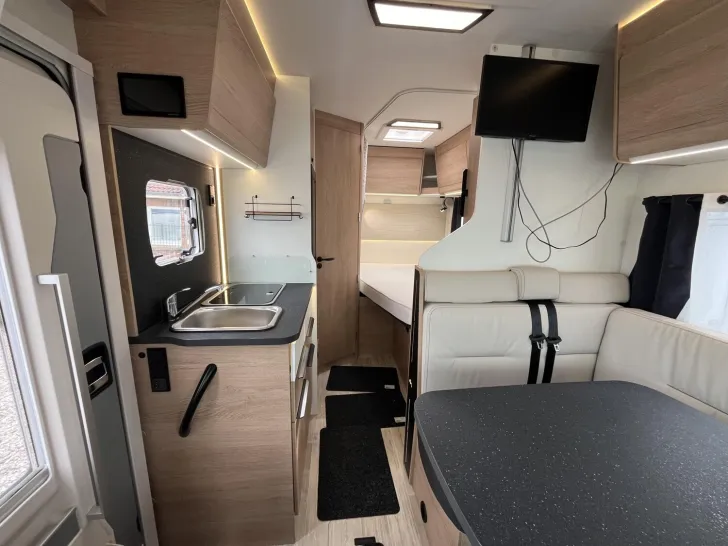 Fahrzeugbild Mooveo Tei 60FB Gebraucht, L-Sitzgruppe, Pioneer Radio #27