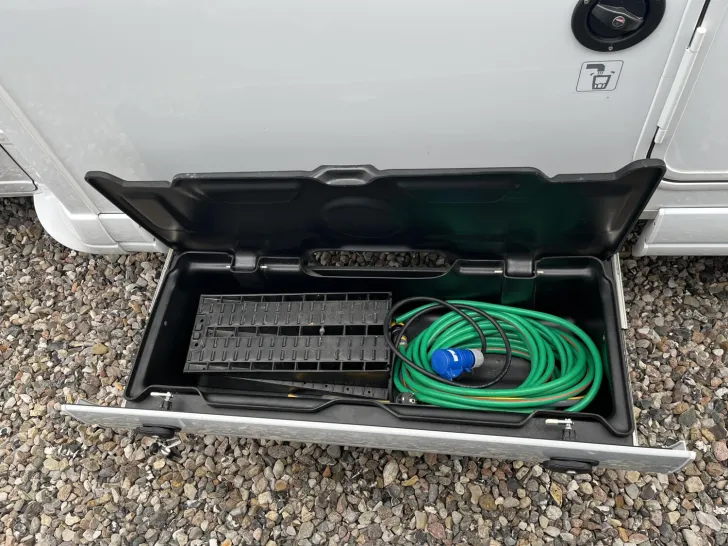 Fahrzeugbild Mooveo Tei 60FB Gebraucht, L-Sitzgruppe, Pioneer Radio #32