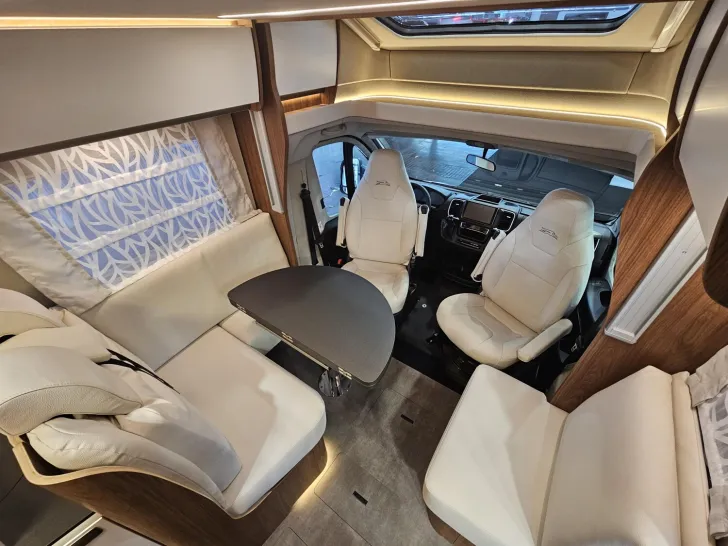 Fahrzeugbild Laika Ecovip Titanio L 3019 #9