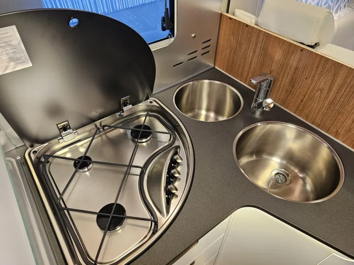 Fahrzeugbild Laika Ecovip Titanio L 3019 #13
