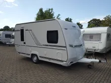 Schräg Vorne Fendt Apero Activ 390 FH