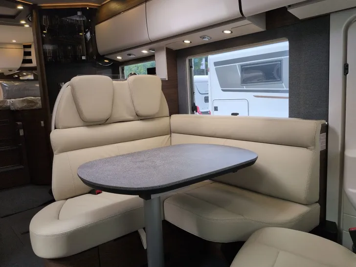 Fahrzeugbild Carthago C-LINE I 4.9 LE #9