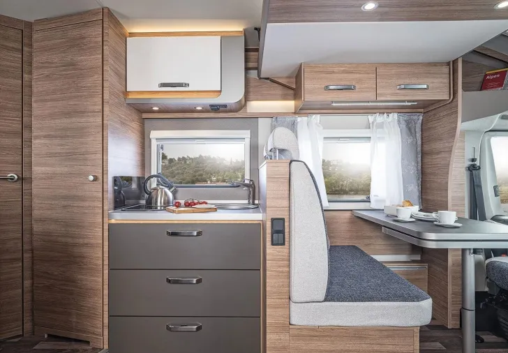 Fahrzeugbild Weinsberg CaraSuite 650 MEG #3