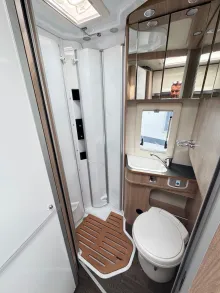 Fahrzeugbild Laika Ecovip H 3109 #14