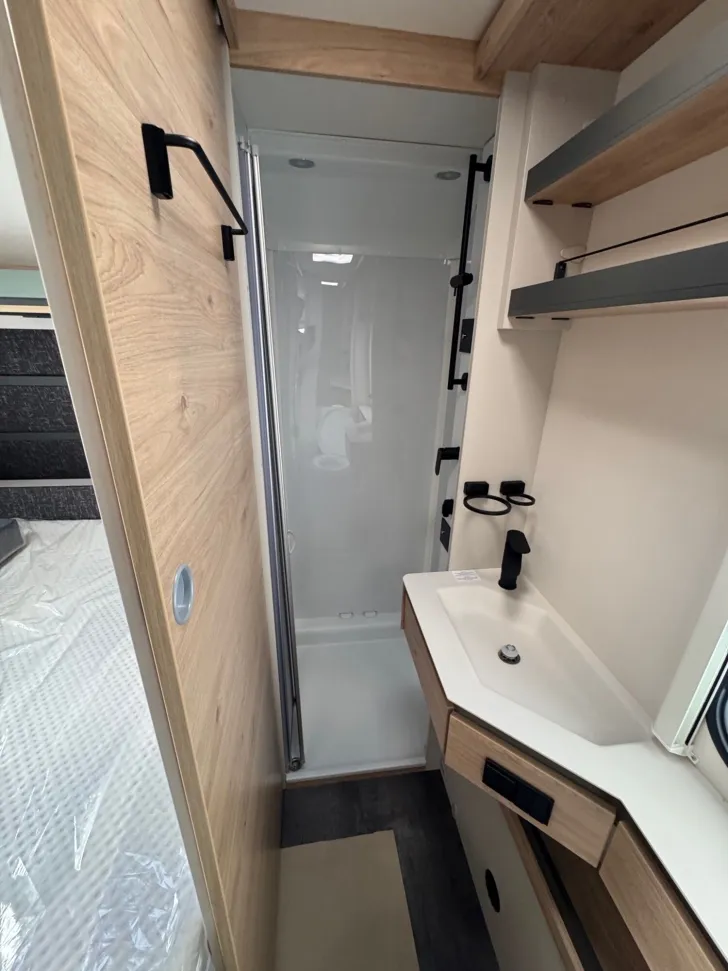 Fahrzeugbild Dethleffs Camper 560 FMK #11