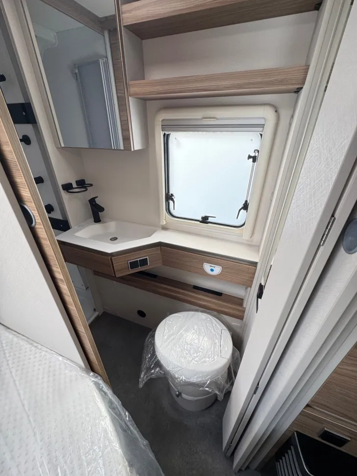 Fahrzeugbild Dethleffs Nomad 560 FMK #10