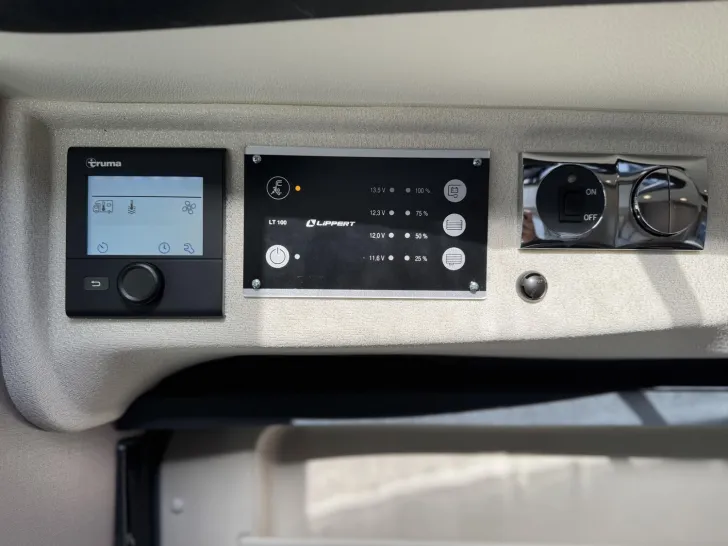 Fahrzeugbild Bürstner Eliseo C 540 Navi | Kamera | Markise | Flex #26