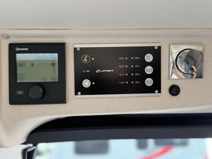Fahrzeugbild Bürstner Eliseo C 642 Navi | Kamera | Markise | Safety Pa #23