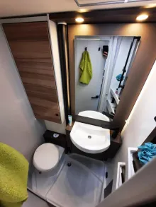 Fahrzeugbild Bürstner B66 690 TD Verfüg./SAT/Markise/Rüfa #19