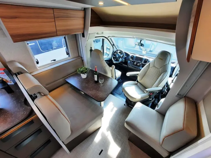 Fahrzeugbild Bürstner B66 690 TD Verfüg./SAT/Markise/Rüfa #9