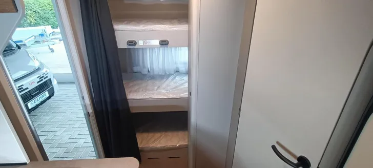 Fahrzeugbild LMC Sassino 470 K 3er Etagenbett Sept. 25 Verfügbar #6