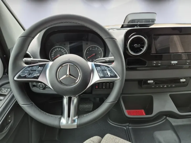 Fahrzeugbild Hymer GRAND CANYON S 600 #5