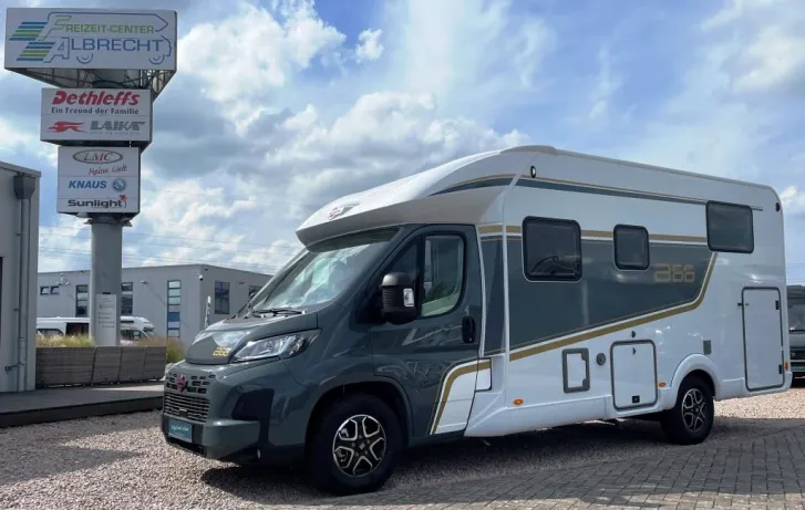 Fahrzeugbild Bürstner B66 690 TD Verfüg./Sparen Sie 6.333,- € #1