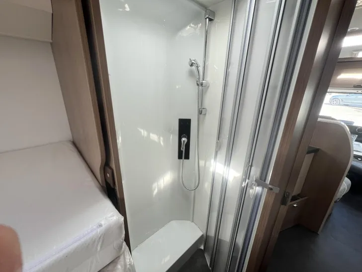 Fahrzeugbild Malibu I 490 RB LE comfort Mercedes #27