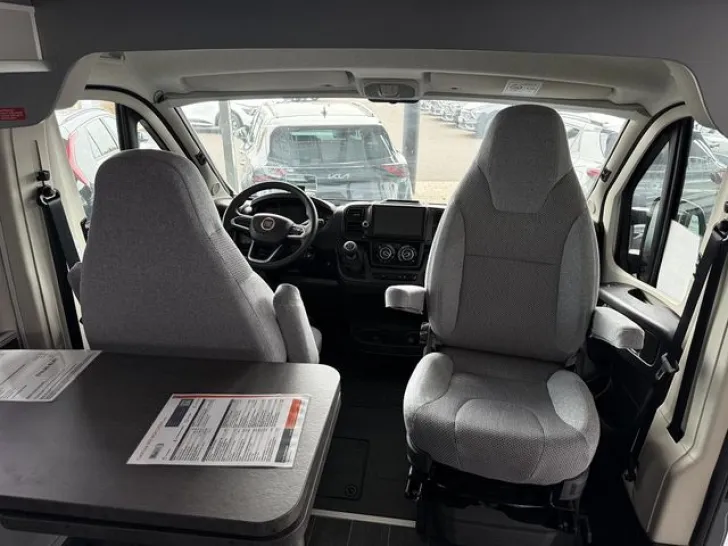 Fahrzeugbild Weinsberg CaraTour 600 MQH Sofort verfügbar #6