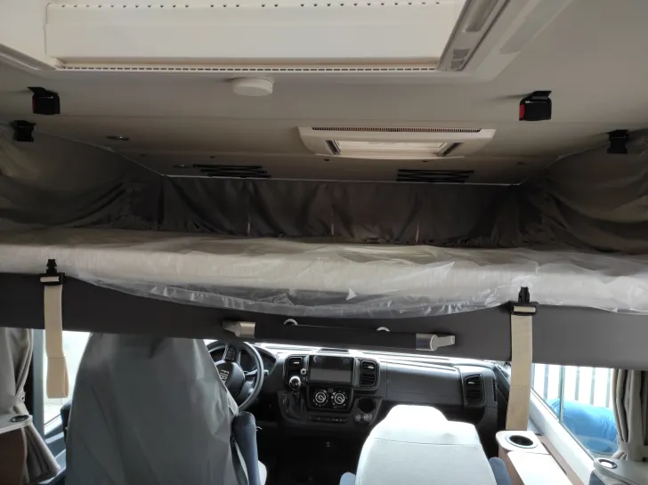 Fahrzeugbild Knaus Van I 650 MEG Automatik / Hubbett-4018 #20