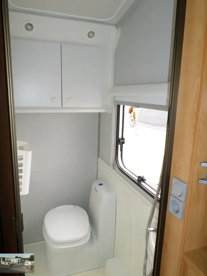 Fahrzeugbild Knaus Azur 400 Nr. 2 -Mobiler Mover optional! #22
