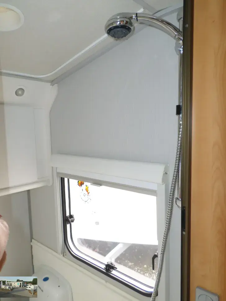 Fahrzeugbild Knaus Azur 400 Nr. 2 -Mobiler Mover optional! #23