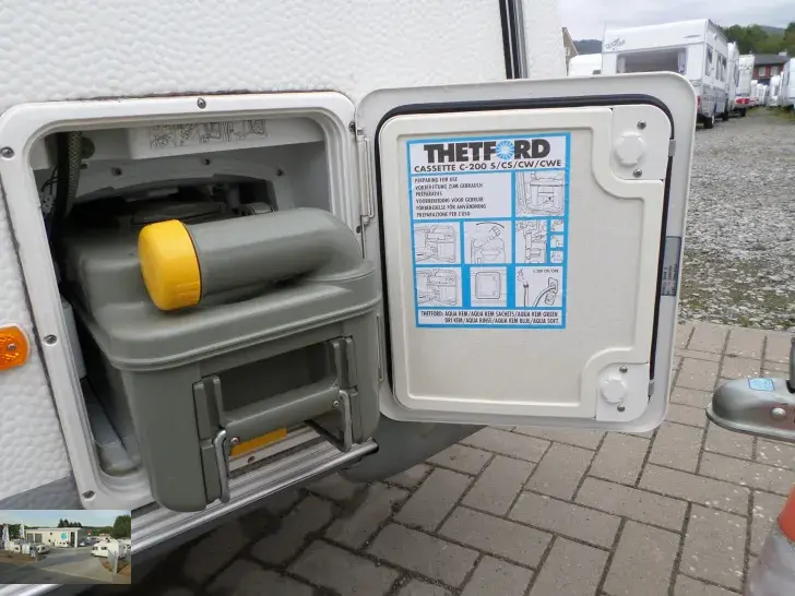 Fahrzeugbild Knaus Azur 400 Nr. 2 -Mobiler Mover optional! #35
