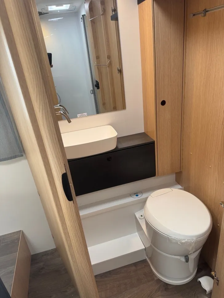 Fahrzeugbild Sunlight T 69LC Adventure Edition #15