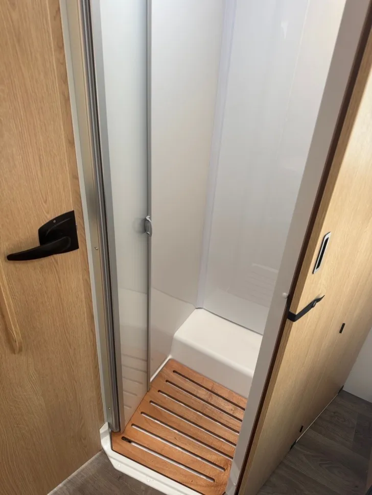 Fahrzeugbild Sunlight T 69LC Adventure Edition #16