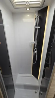 Fahrzeugbild Chausson Teilintegrierte 797 Titanium Line Modell 2026, sofort verfügbar #16