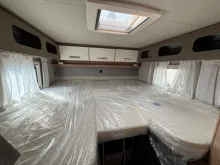 Fahrzeugbild Weinsberg CaraCompact 640 MEG Suite EDITION [PEPPER] Sie sparen 11.426,-€ #7
