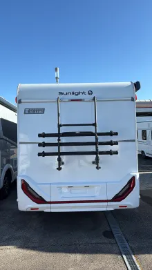 Frontal Hinten Sunlight V 60 Adventure Edition Sondermodell