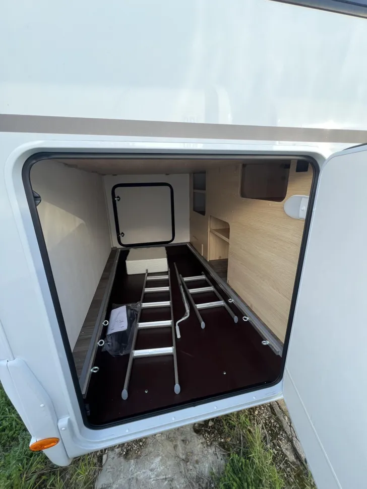 Fahrzeugbild Sunlight Adventure T 68 *Aktionspreis*Automatik*Hubbett* #6