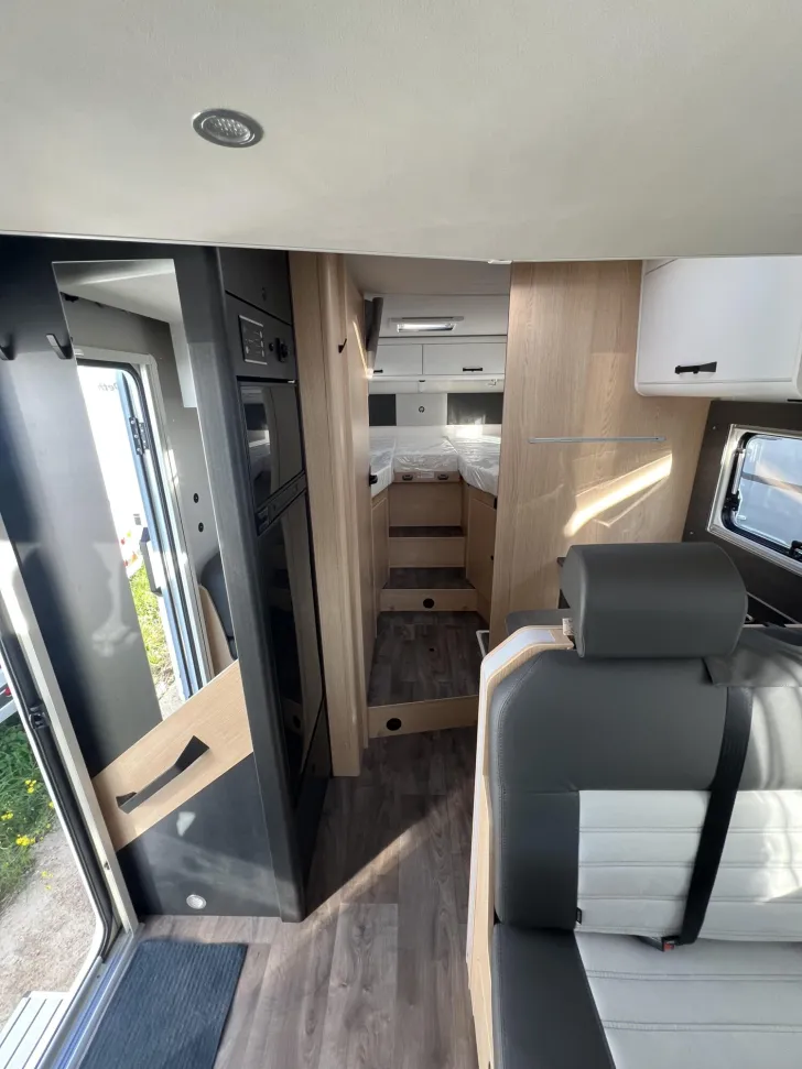Fahrzeugbild Sunlight Adventure T 68 *Aktionspreis*Automatik*Hubbett* #8