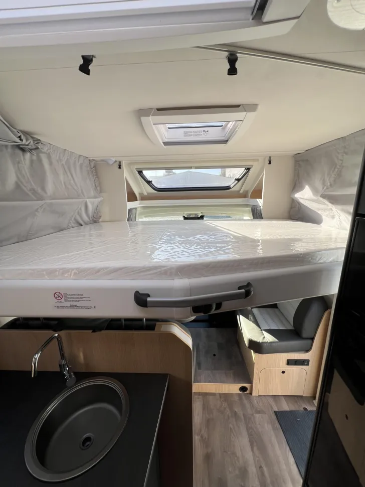 Fahrzeugbild Sunlight Adventure T 68 *Aktionspreis*Automatik*Hubbett* #15