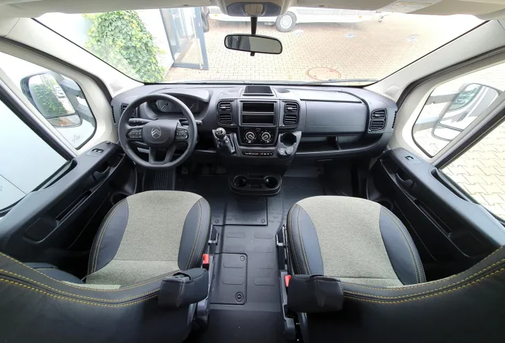 Fahrzeugbild Sunlight T 58 Citroen #6