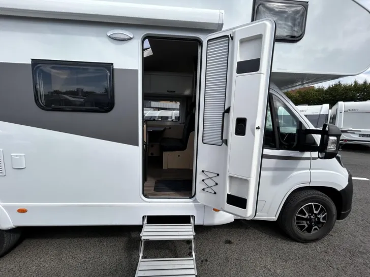 Fahrzeugbild Sunlight A 70 #6