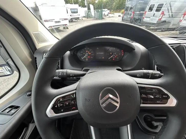 Fahrzeugbild Sunlight A 70 #20