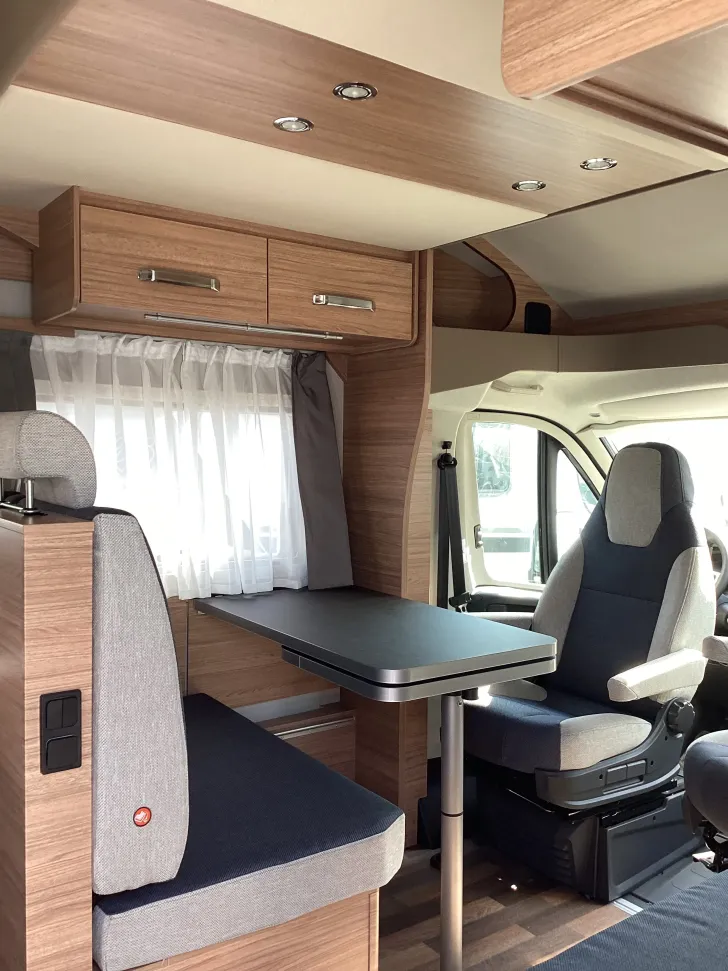 Fahrzeugbild Weinsberg CaraSuite 650 MF *Care-Drive-Paket* #18