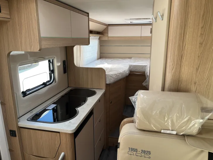 Fahrzeugbild LMC Cruiser V646 G 70 Jahre Ed CMT 2026 Angebot!! #16