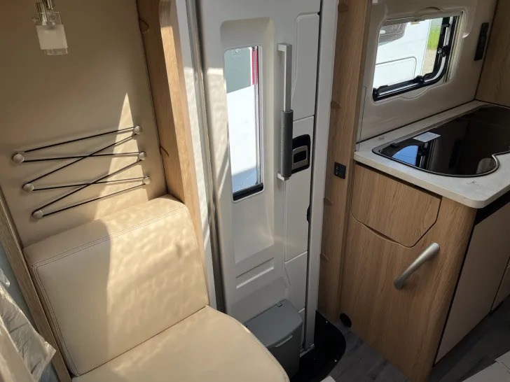 Fahrzeugbild LMC Cruiser V646 G 70 Jahre Ed CMT 2026 Angebot!! #17