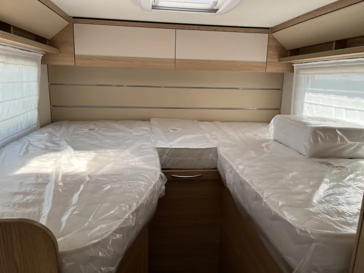 Fahrzeugbild LMC Cruiser V646 G 70 Jahre Ed CMT 2026 Angebot!! #18