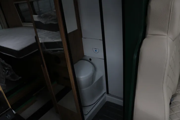 Fahrzeugbild Karmann Mobil Dexter 625 AT9G+sep. Dusche+Einzelbetten #7