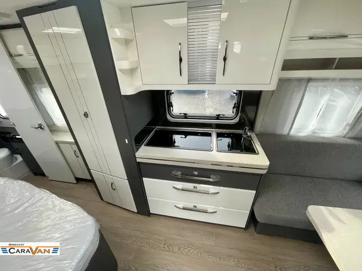 Fahrzeugbild Hobby Excellent 495 WFB 2.751 Eur Spar Highlight #4