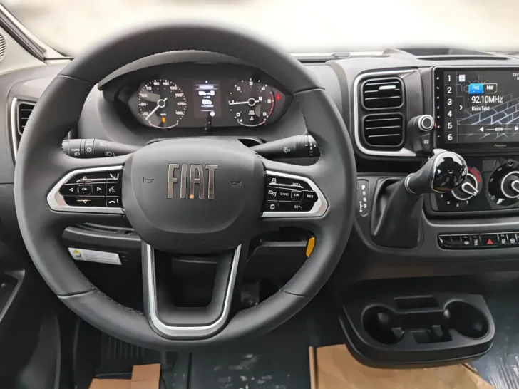 Fahrzeugbild Weinsberg CaraSuite 650 MG !! Sie Sparen 9.491,- !! #8