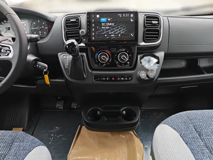 Fahrzeugbild Weinsberg CaraSuite 650 MG !! Sie Sparen 9.491,- !! #9