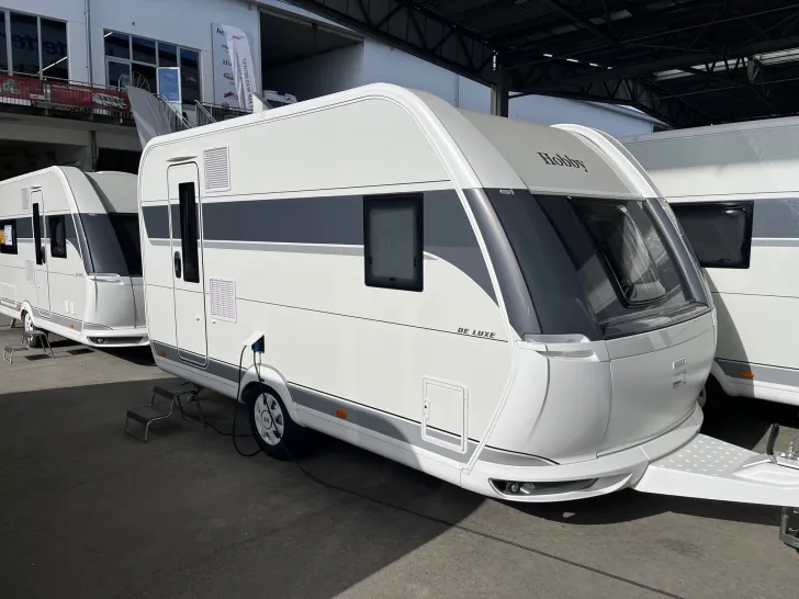 Fahrzeugbild Hobby DE LUXE 400 SFE #1
