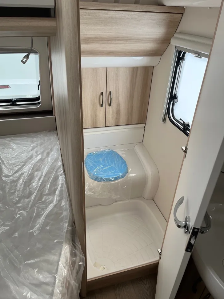 Fahrzeugbild Hobby DE LUXE 400 SFE #6