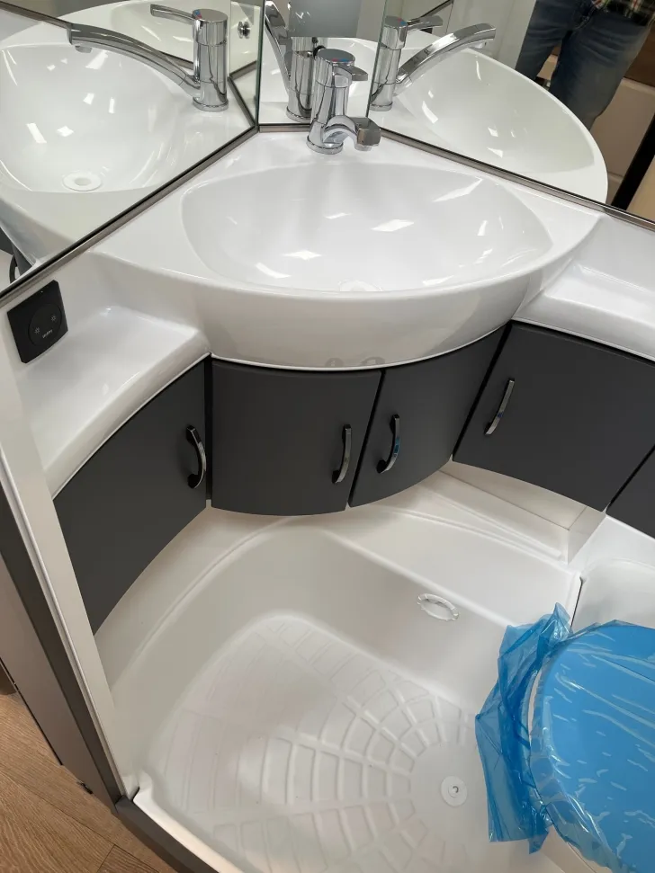 Fahrzeugbild Hobby EXCELLENT EDITION 495 UL #7