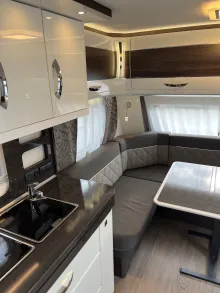 Fahrzeugbild Hobby PRESTIGE 650 KFU #3