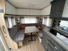 Fahrzeugbild Hobby De Luxe 460 UFe #8