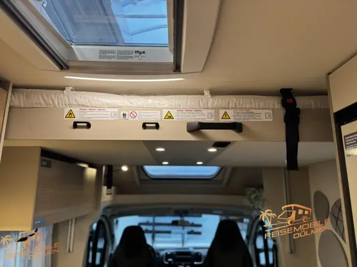 Fahrzeugbild LMC Tracer 730 EL Automatik #25