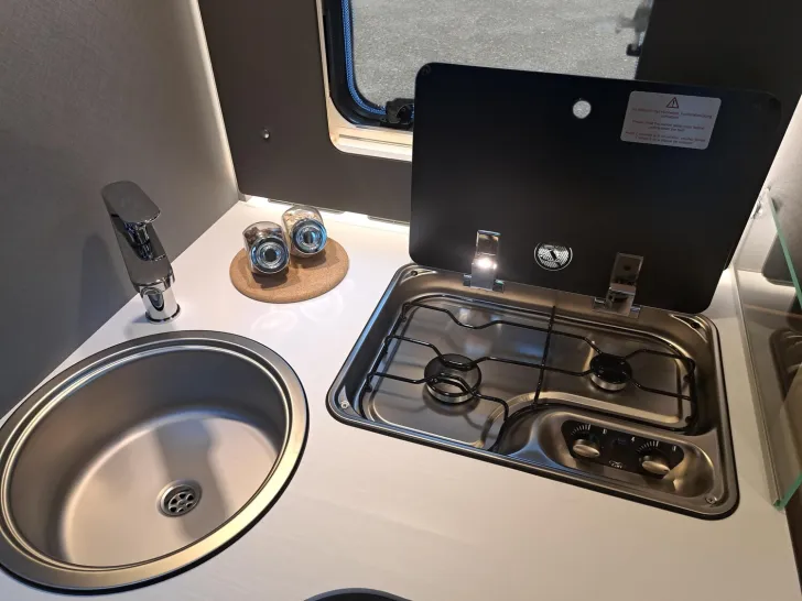 Fahrzeugbild Dethleffs Just Camp Active T 7052 DBL Assistenzp., Hubbett #15